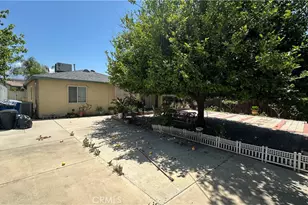 1424 Lynwood Way, Highland, CA 92346 - Photo 23
