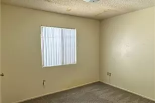 1424 Lynwood Way, Highland, CA 92346 - Photo 13
