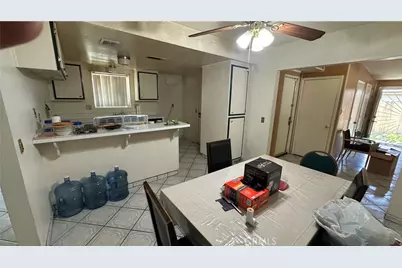 1424 Lynwood Way, Highland, CA 92346 - Photo 7