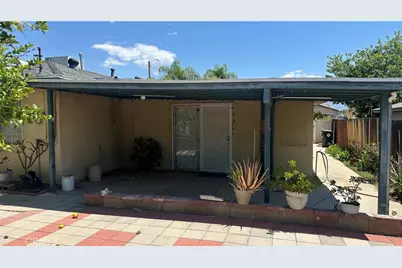 1424 Lynwood Way, Highland, CA 92346 - Photo 19