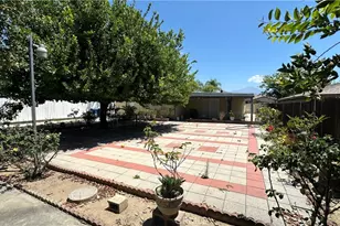 1424 Lynwood Way, Highland, CA 92346 - Photo 25