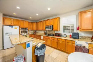 6136 Walnut Grove Ct, Rancho Cucamonga, CA 91739 - Photo 7