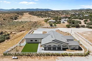 10830 Emerson Rd, Oak Hills, CA 92344 - Photo 47