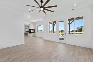 10830 Emerson Rd, Oak Hills, CA 92344 - Photo 31
