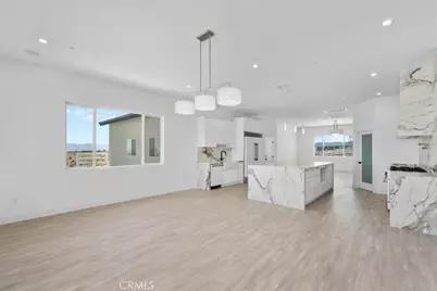 10830 Emerson Road, Oak Hills, CA 92344 - Photo 39
