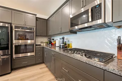 565 Hudson Way, Rialto, CA 92377 - Photo 5