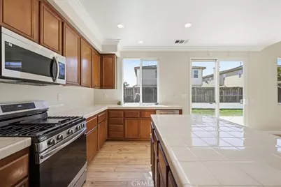2722 Azalea Avenue, San Jacinto, CA 92582 - Photo 5