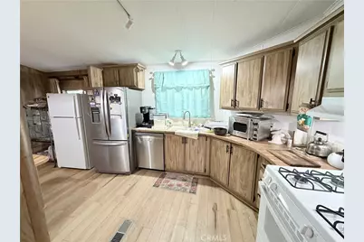 1456 Philadelphia #427, Ontario, CA 91761 - Photo 23