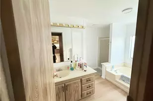 1456 Philadelphia, Ontario, CA 91761 - Photo 25
