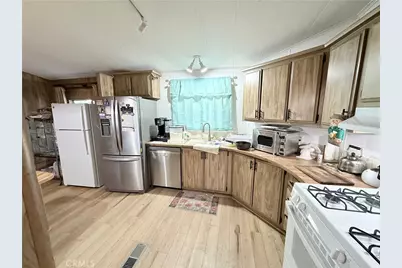 1456 Philadelphia #427, Ontario, CA 91761 - Photo 23