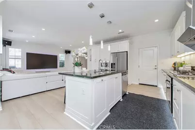 105 Breakwater, Irvine, CA 92620 - Photo 9