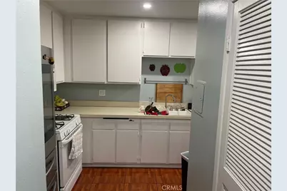 9386 Mesa Verde Dr #B, Montclair, CA 91763 - Photo 13