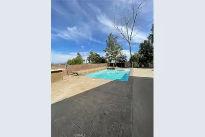 471 W San Jacinto Ave, Perris, CA 92570 - Photo 17