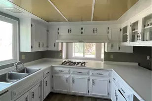 471 W San Jacinto Ave, Perris, CA 92570 - Photo 7
