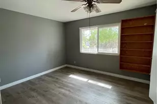 471 W San Jacinto Ave, Perris, CA 92570 - Photo 9