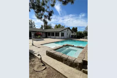 471 W San Jacinto Ave, Perris, CA 92570 - Photo 19