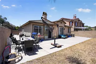 17040 Red Cedar Ct, Fontana, CA 92337 - Photo 35