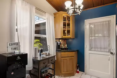 703 E Hollyvale Street, Azusa, CA 91702 - Photo 11