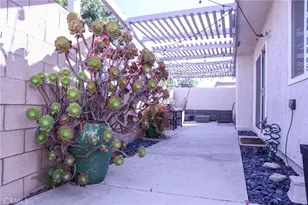 1372 Branch Cir, Upland, CA 91786 - Photo 23