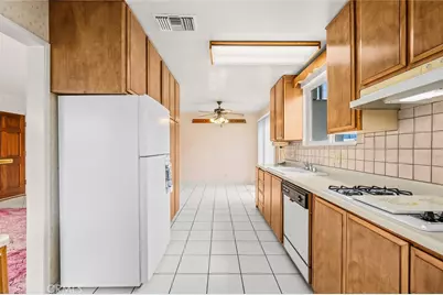 124 N Pine, Rialto, CA 92376 - Photo 11
