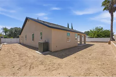 2816 Los Feliz Drive, Highland, CA 92346 - Photo 37