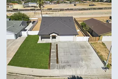 2816 Los Feliz Drive, Highland, CA 92346 - Photo 5