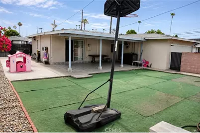 1134 Hermosa Avenue, Pomona, CA 91767 - Photo 25