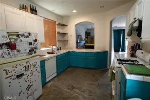 14352 Jeremiah St, Adelanto, CA 92301 - Photo 11