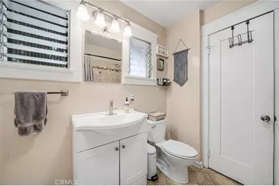 215 S Marengo Avenue, Alhambra, CA 91801 - Photo 11