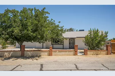 40104 166th Street, Lake Los Angeles, CA 93591 - Photo 1