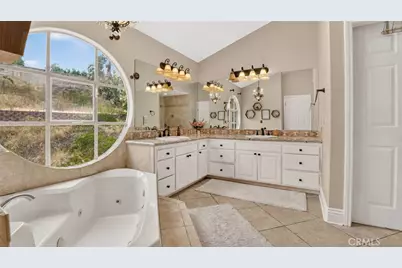 3243 Yardley, Simi Valley, CA 93063 - Photo 71
