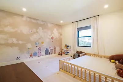 705 Rim, Pasadena, CA 91107 - Photo 19