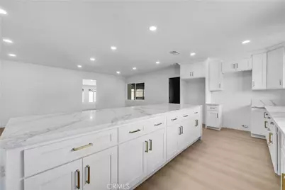9900 Niagara, Fontana, CA 92335 - Photo 7