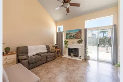 1348 Avenida Roundelay, San Jacinto, CA 92583 - Photo 7