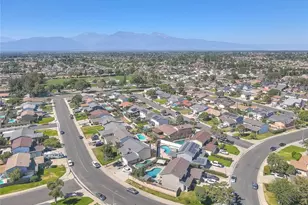 13425 Mistletoe, Chino, CA 91710 - Photo 43