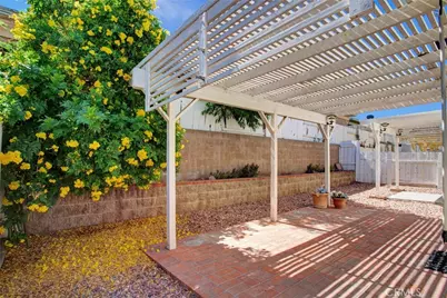 28310 Calle Lustrosos, Menifee, CA 92585 - Photo 19