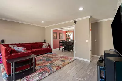 555 D, Upland, CA 91786 - Photo 7
