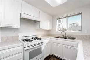1126 W Calle De la Luna, Azusa, CA 91702 - Photo 5