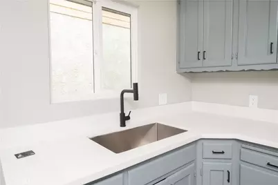 5245 Navarro, Los Angeles, CA 90032 - Photo 13