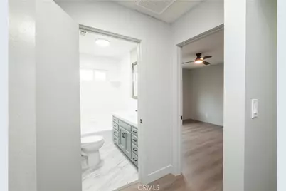 5245 Navarro, Los Angeles, CA 90032 - Photo 23