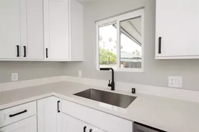 5245 Navarro, Los Angeles, CA 90032 - Photo 35