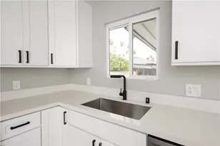 5245 Navarro, Los Angeles, CA 90032 - Photo 35