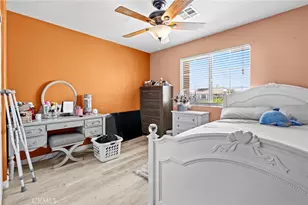 14490 Arthur St, Oak Hills, CA 92344 - Photo 33