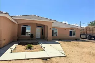 17443 Walnut, Hesperia, CA 92345 - Photo 3