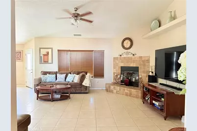 17443 Walnut, Hesperia, CA 92345 - Photo 5