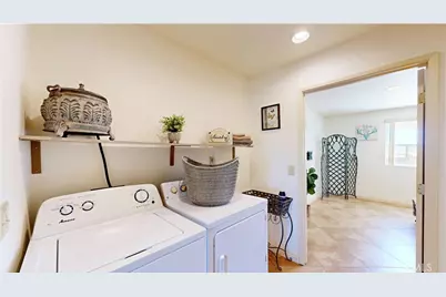 17850 Vista Del Lago, Riverside, CA 92503 - Photo 65
