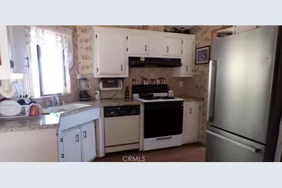 9074 Milpas, Apple Valley, CA 92308 - Photo 15