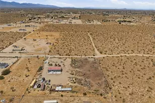 13475 Ailanthus, Phelan, CA 92371 - Photo 29