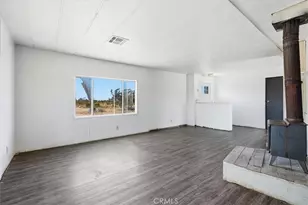 13475 Ailanthus, Phelan, CA 92371 - Photo 7