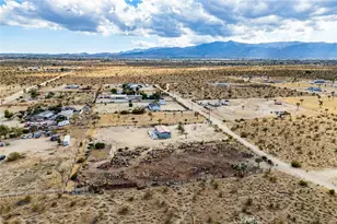 13475 Ailanthus, Phelan, CA 92371 - Photo 43